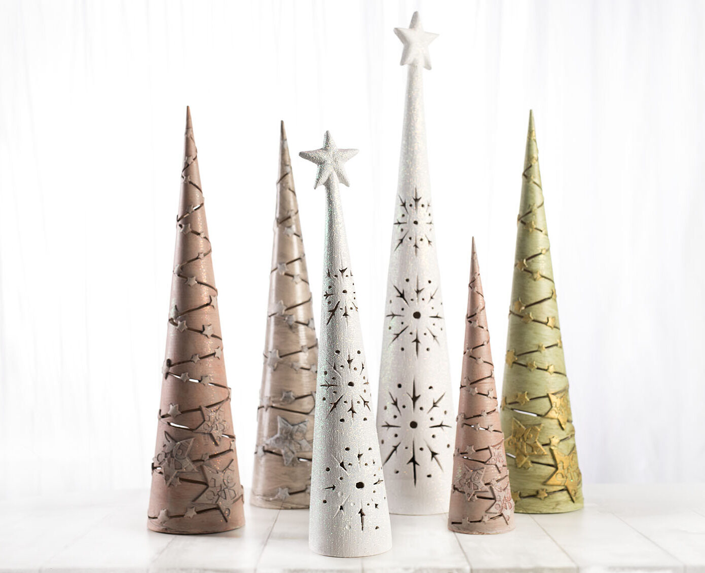 choinki gliniane świąteczne - podświetlanie led - producent