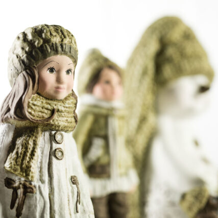 figurki gliniane - dziewczynka z gliny - producent