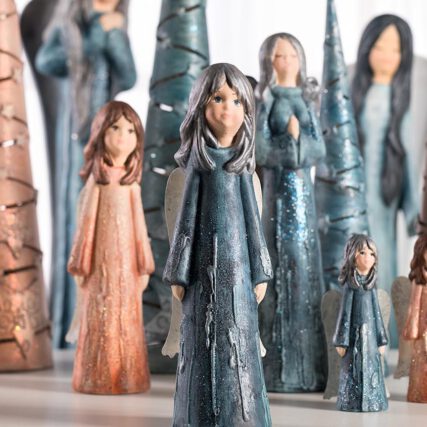 anioły ceramiczne - figurki ozdobne gliniane na bożenarodzenie